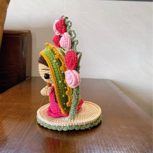 Crochet Virgin of Guadalupe Under Rose Arch | Handmade Catholic Gift | Marian Decor | 24 cm Religious Amigurumi | Spiritual Home Altar